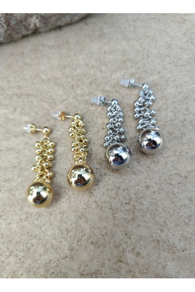 PENDIENTES CON BOLITAS